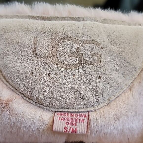 UGG Vintage Pink Leather Poncho with pockets! - Picture 9 of 11